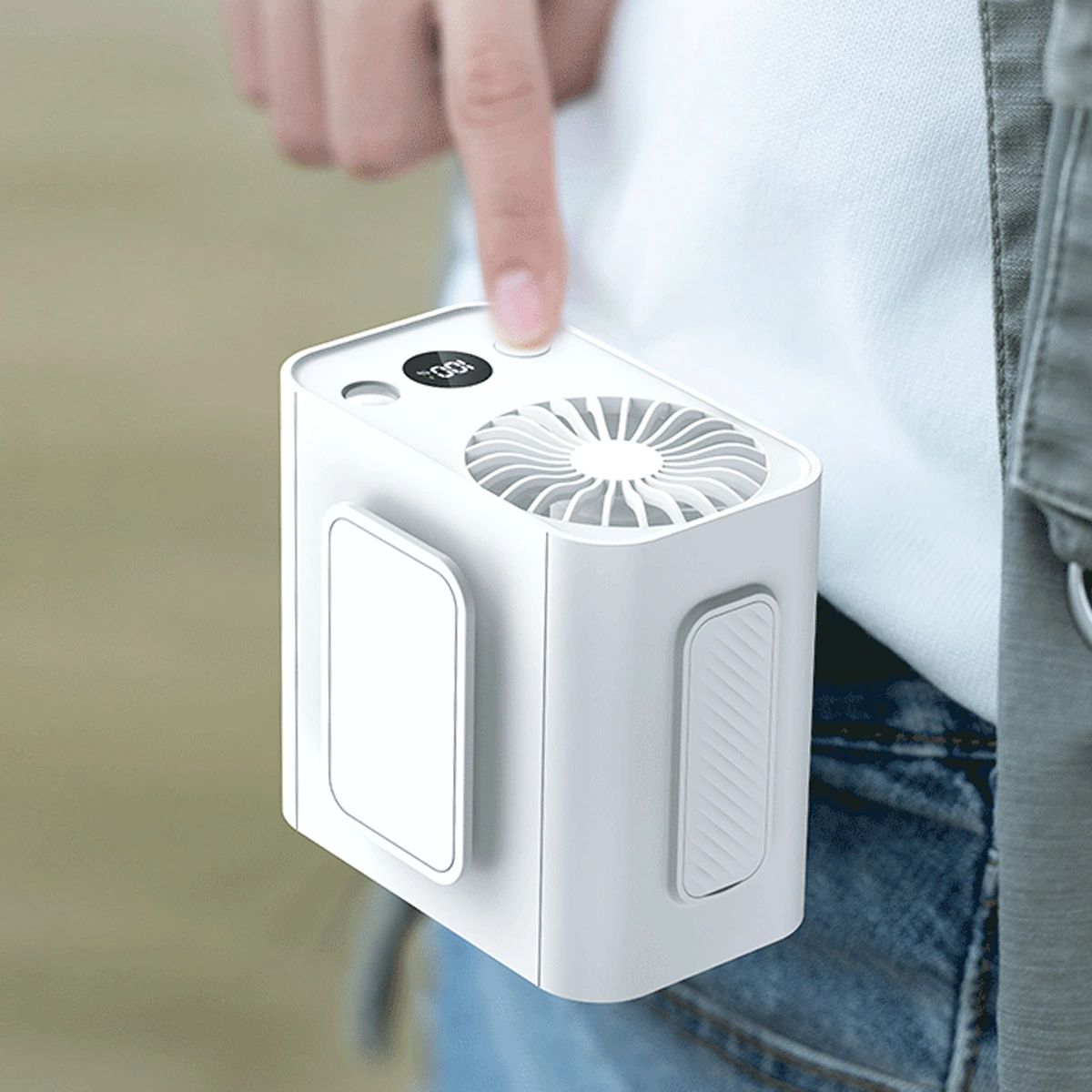 KC-F230 Waist-Mounted Fan