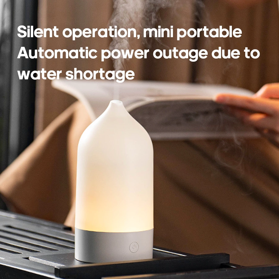 Minimalist aesthetics seamlessly blend with practicality! This vase-shaped aromatherapy diffuser transforms every moment of life into a scene of beauty.